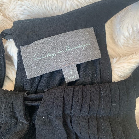 ANTHRO Sunday in Brooklyn Pintucked Halter Top - Picture 3 of 6